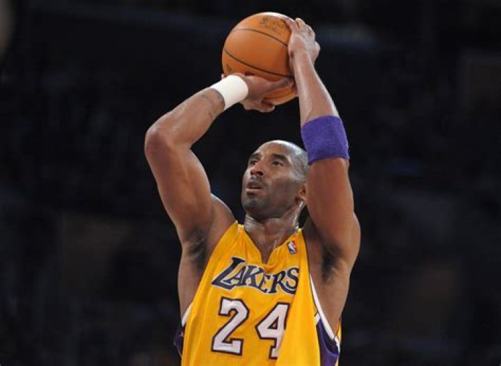 Kobe's boyhood hero Oscar Schmidt celebrates 'annoying kid' Inquirer